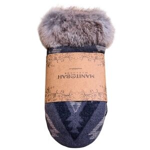 Brand New Manitobah Mukluks Fur Mittens